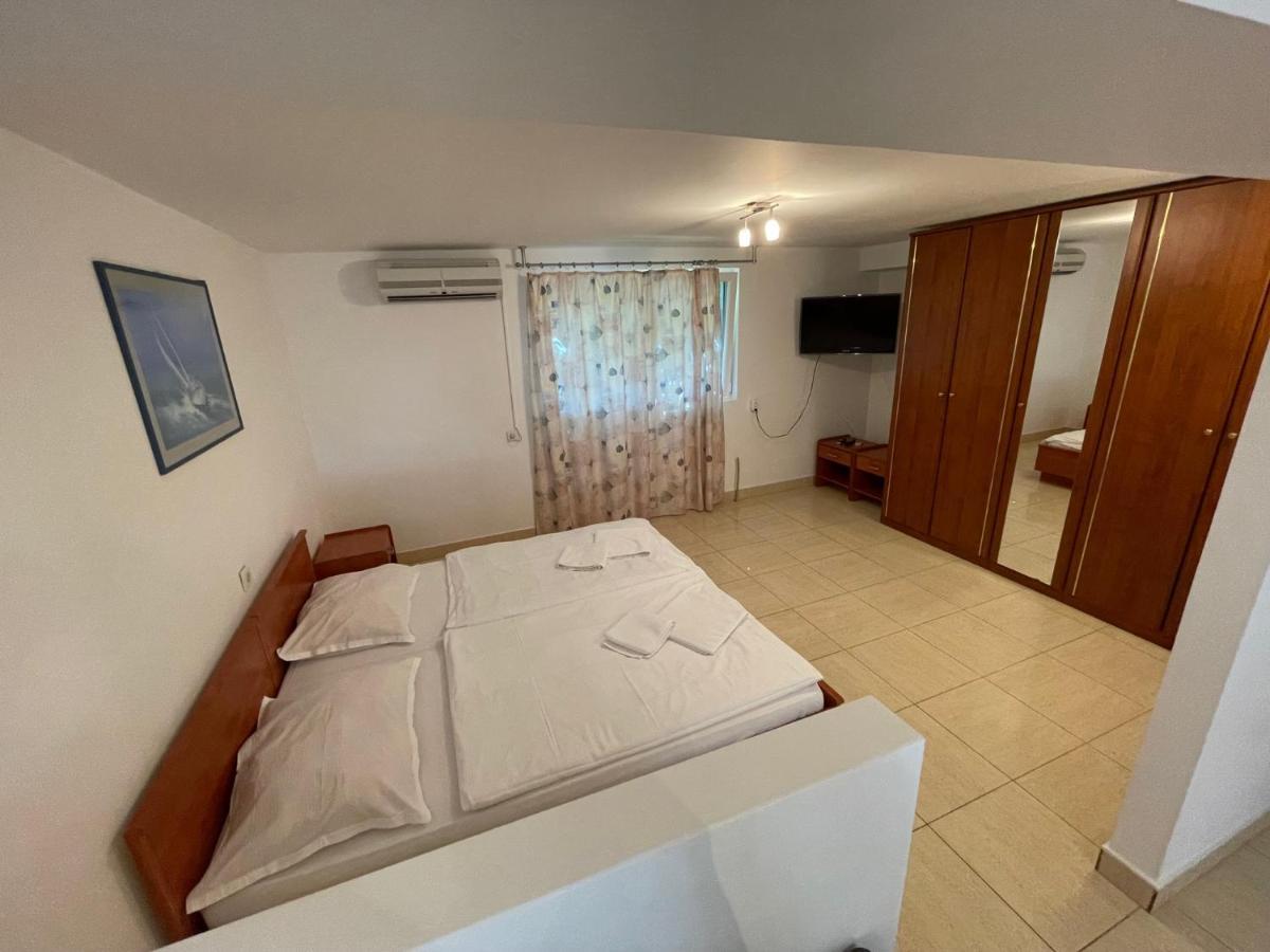 Apartment Victoria Stara Baška Exterior foto
